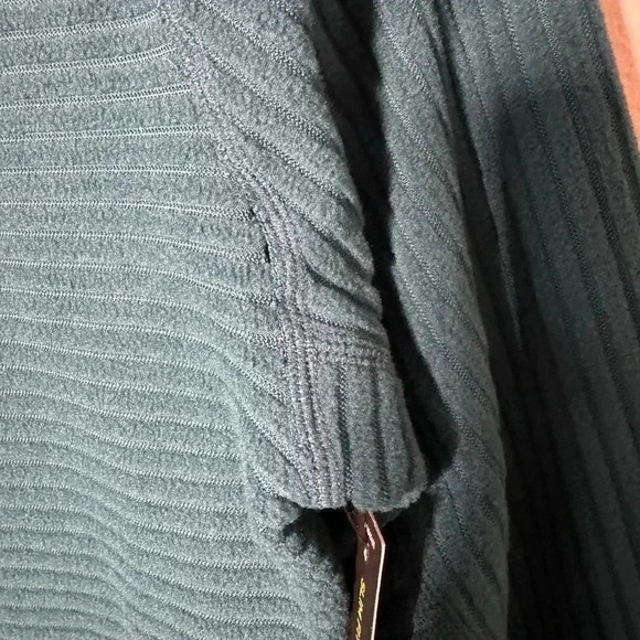 NWT Nike Pro Hyperwarm Shirts Tops Women's Training  Shirt Top S - Picture 6 of 7